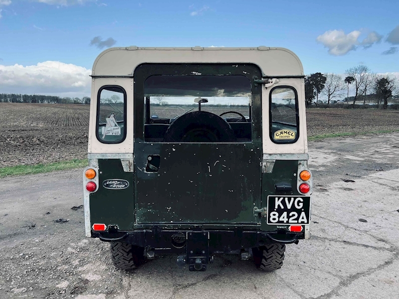 Land Rover 88 station wagon 2.25 manual petrol