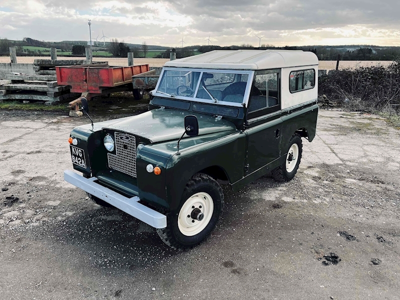 Land Rover 88 station wagon 2.25 manual petrol