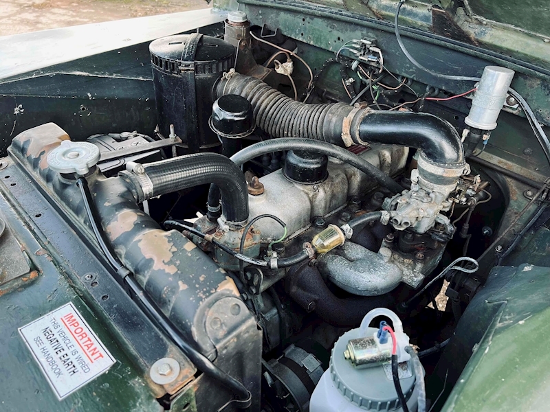 Land Rover 88 station wagon 2.25 manual petrol