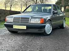 Mercedes-Benz 190e  