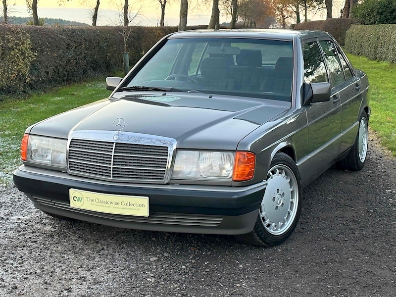Mercedes-Benz 1992 mercedes 190E 2.0 auto with AC ! 
