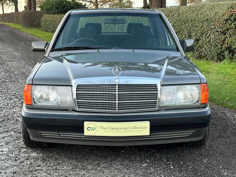 Mercedes-Benz 1992 mercedes 190E 2.0 auto with AC ! 