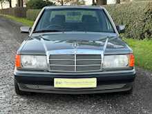 Mercedes-Benz 190e  