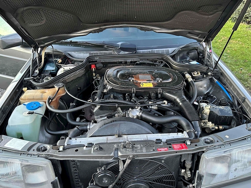 Mercedes-Benz 1992 mercedes 190E 2.0 auto with AC ! 