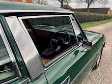 1976/P Triumph Stag 3.0 V8 auto