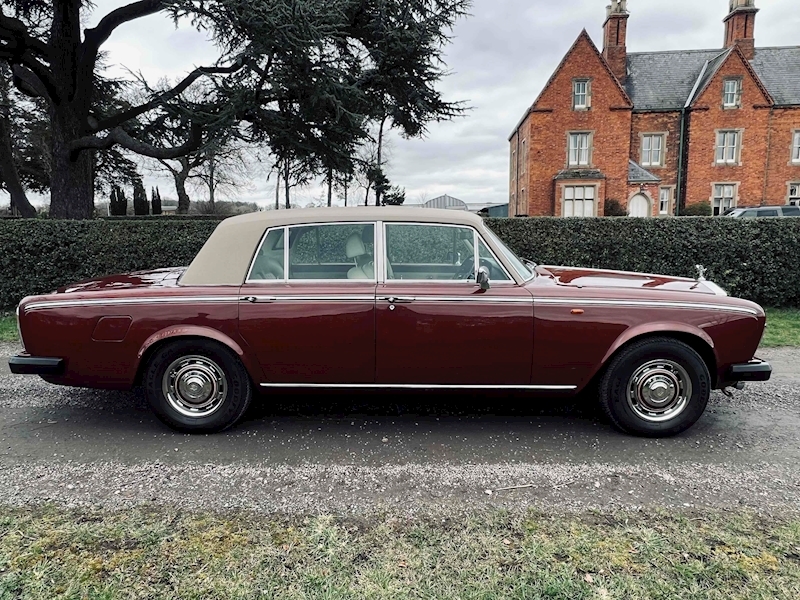 Rolls-Royce 6.8 4dr Saloon Automatic Petrol