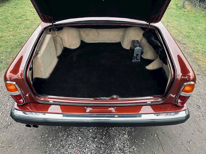Rolls-Royce 6.8 4dr Saloon Automatic Petrol