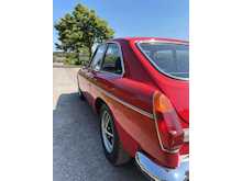1975 MGB GT 1.8 manual O/D red