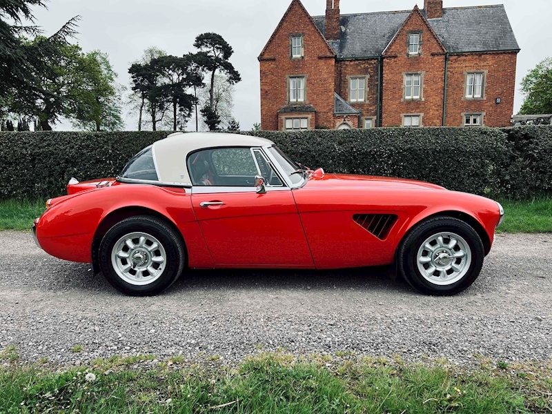 Austin Healey BJ8 3.0 2dr Convertible manual Petrol