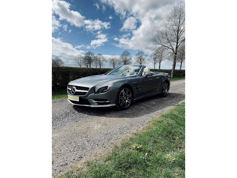 Mercedes-Benz 3.5 SL350 AMG Sport Convertible 2dr Petrol G-Tronic Euro 5 (s/s) (306 ps)