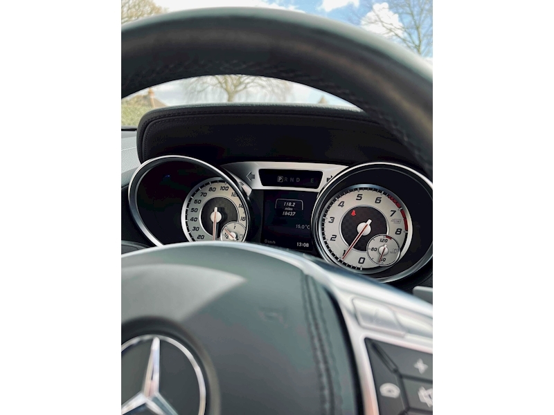 Mercedes-Benz 3.5 SL350 AMG Sport Convertible 2dr Petrol G-Tronic Euro 5 (s/s) (306 ps)
