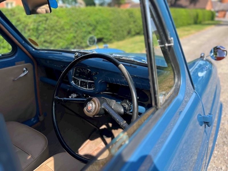 Austin 0.8 4dr Saloon Petrol