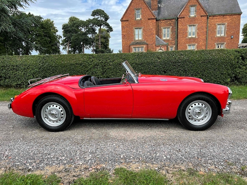 MG MK2 De Luxe 1.6 2dr Convertible manual Petrol