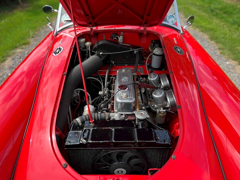 MG MK2 De Luxe 1.6 2dr Convertible manual Petrol