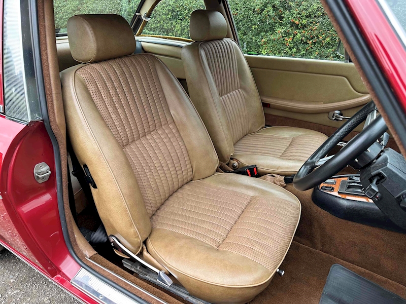 Triumph Mk2 3.0 2dr Convertible automatic Petrol