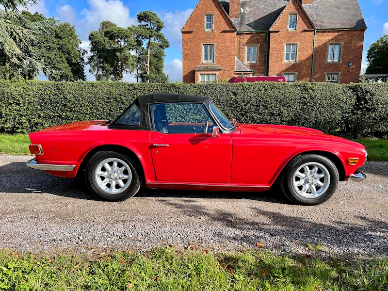 Triumph CP 2.5 2dr Convertible manual petrol