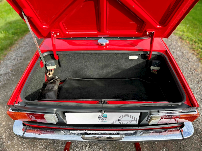 Triumph CP 2.5 2dr Convertible manual petrol