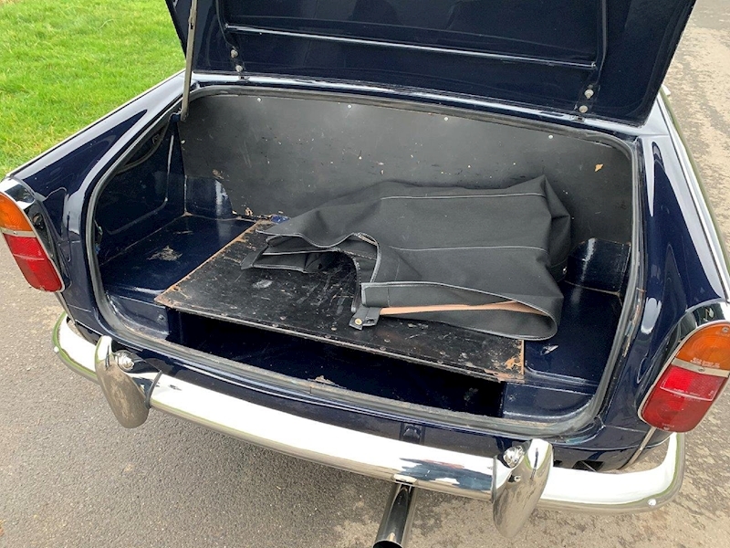 Triumph TR4A IRS “FAST ROAD” 