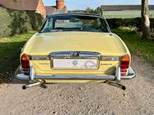 Daimler Double Six V12 
