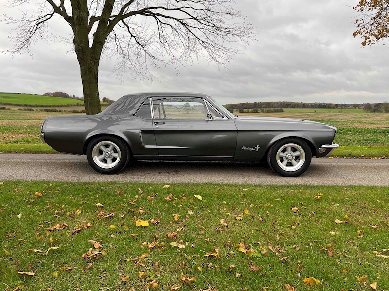 Ford Coupe 5.8 2dr Coupe manual Petrol