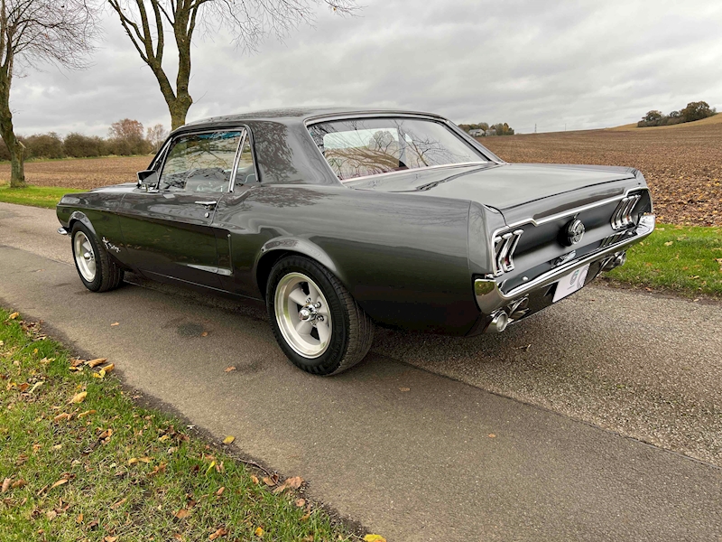 Ford Coupe 5.8 2dr Coupe manual Petrol