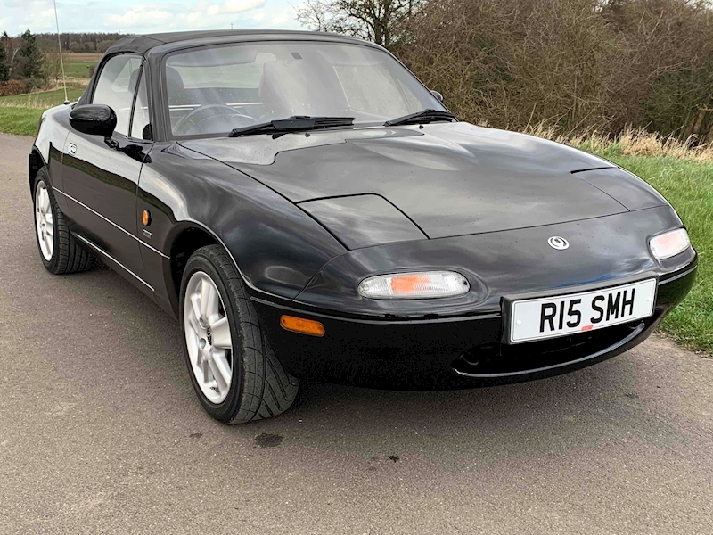 Mazda Mx-5 Classic Convertible 1.8 Manual Petrol