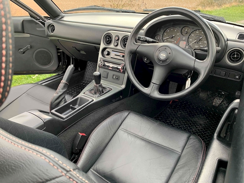 Mazda Mx-5 Classic Convertible 1.8 Manual Petrol