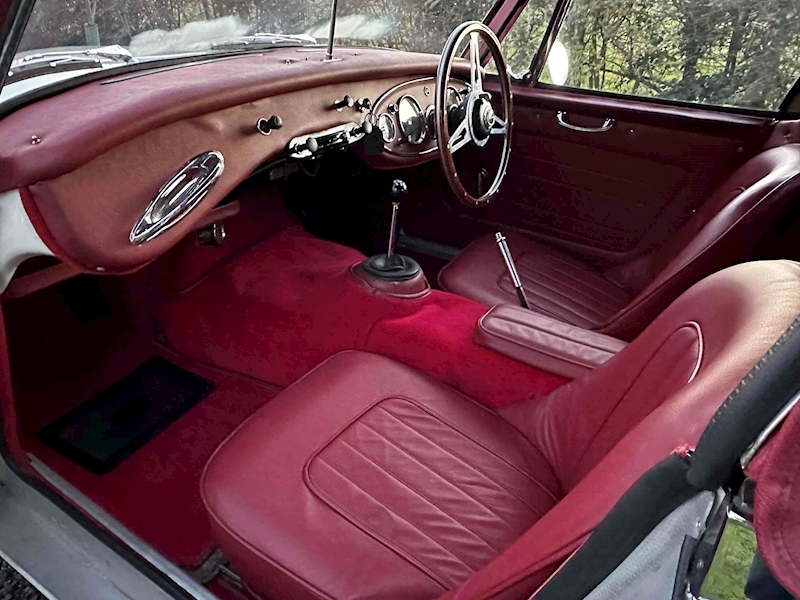 Austin Healey 1962 Austin Healey 3000 Mk2 BJ7 Manual O/D