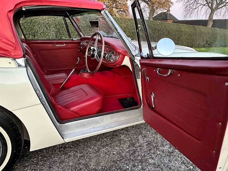 Austin Healey 1962 Austin Healey 3000 Mk2 BJ7 Manual O/D
