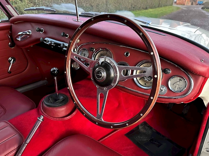 Austin Healey 1962 Austin Healey 3000 Mk2 BJ7 Manual O/D