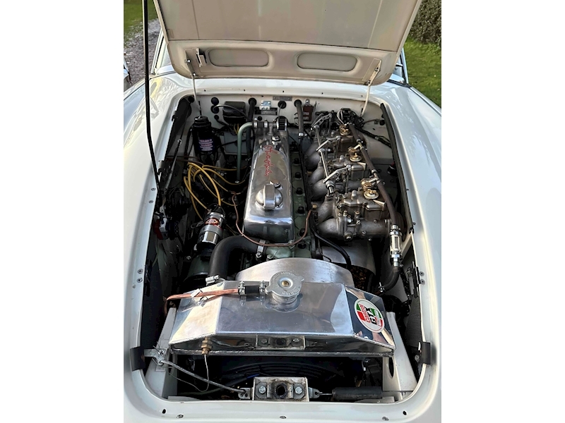 Austin Healey 1962 Austin Healey 3000 Mk2 BJ7 Manual O/D