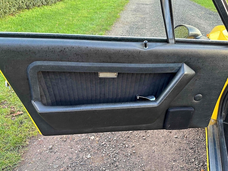 Ferrari 208 GT4 2.0 2dr Coupe petrol