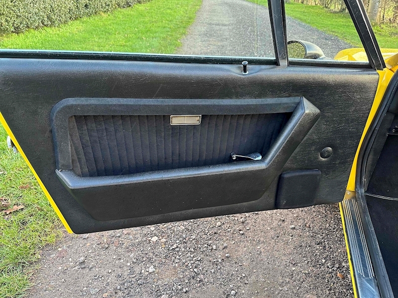 Ferrari 208 GT4 2.0 2dr Coupe petrol