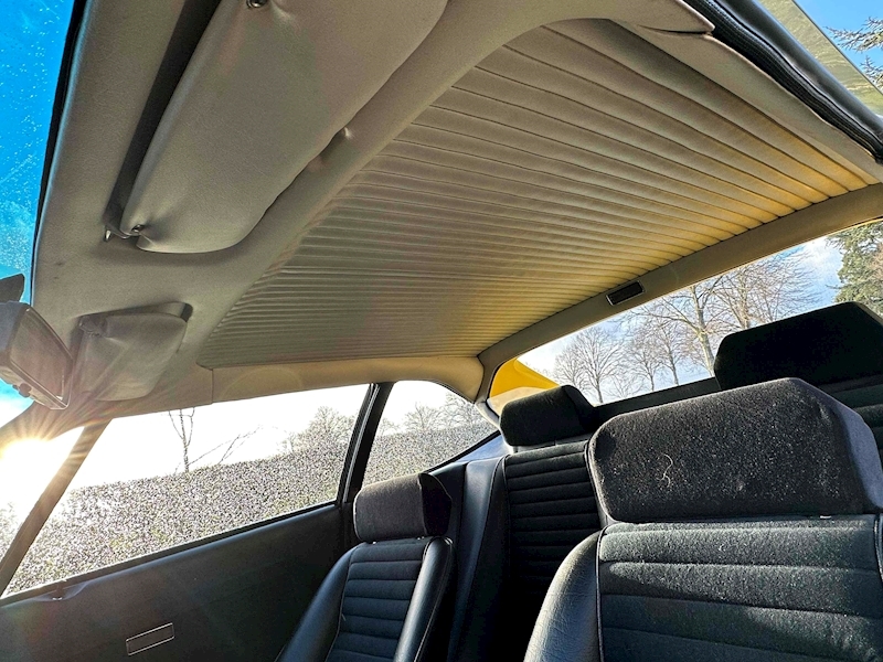 Ferrari 208 GT4 2.0 2dr Coupe petrol