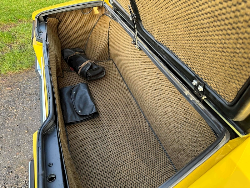 Ferrari 208 GT4 2.0 2dr Coupe petrol