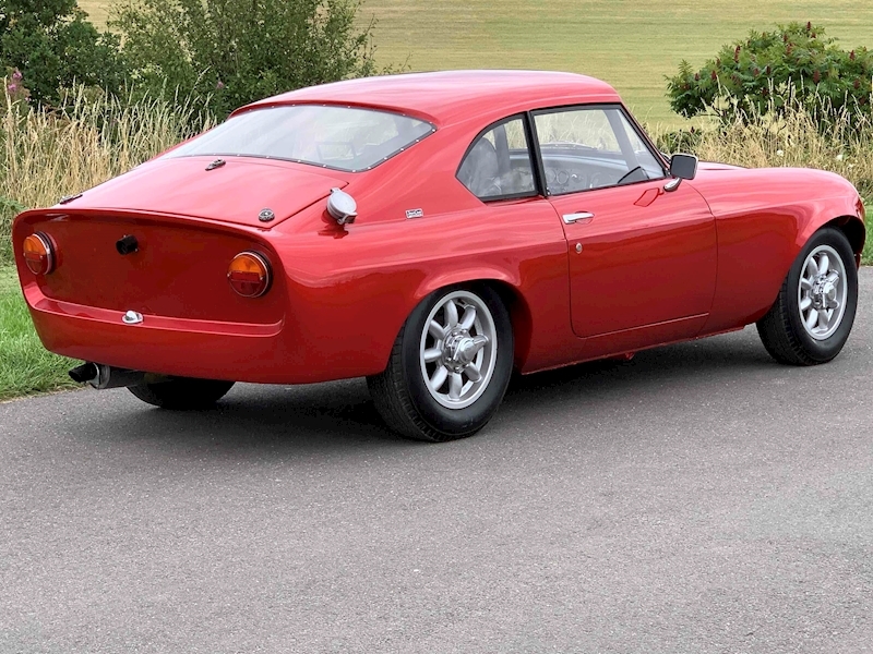 MG B Coune Berlinette Coupe