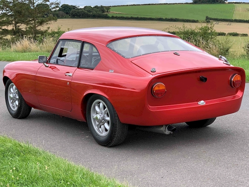 MG B Coune Berlinette Coupe