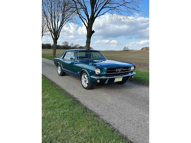 Ford 1964 Ford Mustang 289 coupe manual