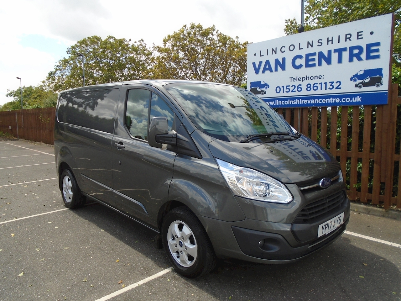 transit custom 270 ltd e tech spec