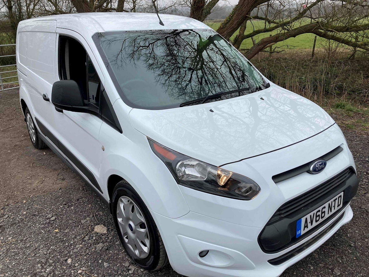 ford transit connect 5 seater