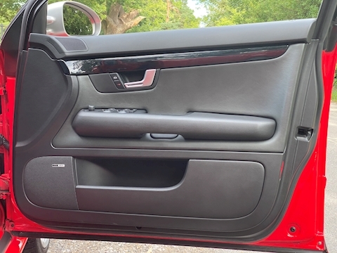 RS4 4.2 Saloon 4dr Petrol Manual 4.2 4dr Saloon Manual Petrol