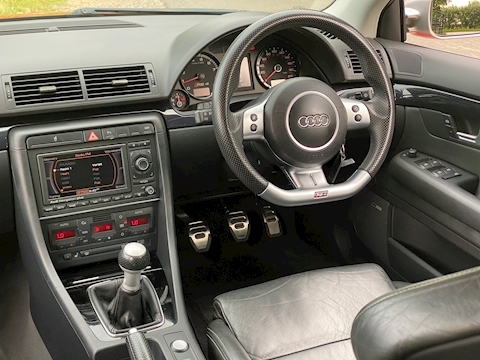 RS4 4.2 Saloon 4dr Petrol Manual 4.2 4dr Saloon Manual Petrol