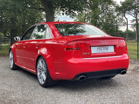 RS4 4.2 Saloon 4dr Petrol Manual 4.2 4dr Saloon Manual Petrol