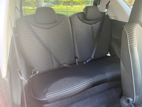 107 Allure Hatchback 1.0 Automatic Petrol
