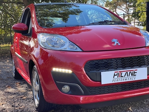 107 Allure Hatchback 1.0 Automatic Petrol