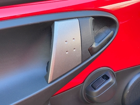107 Allure Hatchback 1.0 Automatic Petrol