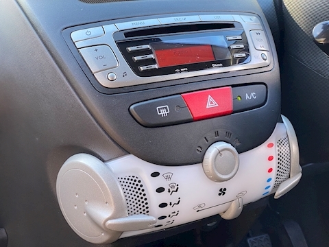 107 Allure Hatchback 1.0 Automatic Petrol