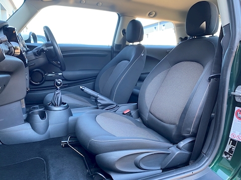 1.5 Cooper D Hatchback 3dr Diesel (s/s) (116 ps)