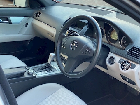 1.8 C180 Kompressor Sport Saloon 4dr Petrol Automatic (185 g/km, 156 bhp)