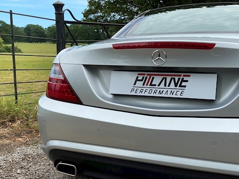 Slk Slk250 Cdi Blueefficiency Amg Sport 2.2 2dr Convertible Automatic Diesel